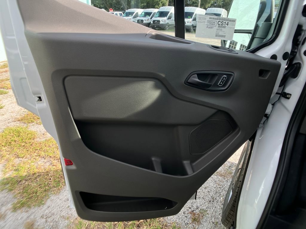 New 2026 Ford Transit 250 148 Medium Roof w/ Load Area Protection Package image 27