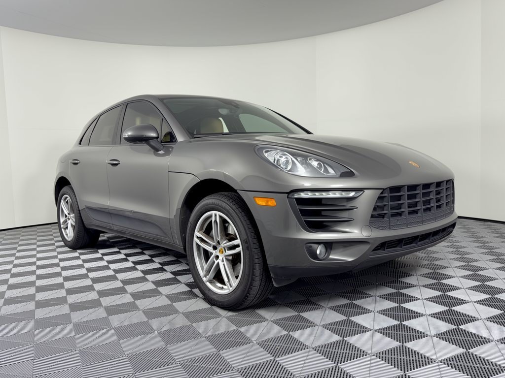 Used 2018 Porsche Macan AWD/4WD image 7