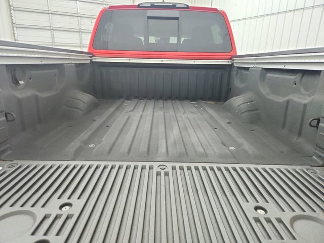 Used 2024 Nissan Titan SV w/ SV Convenience Package image 37