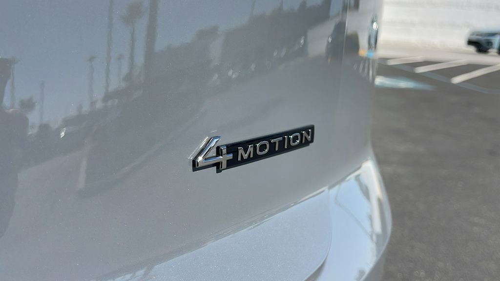 New 2026 Volkswagen Atlas Cross Sport SEL R-Line AWD/4WD image 29