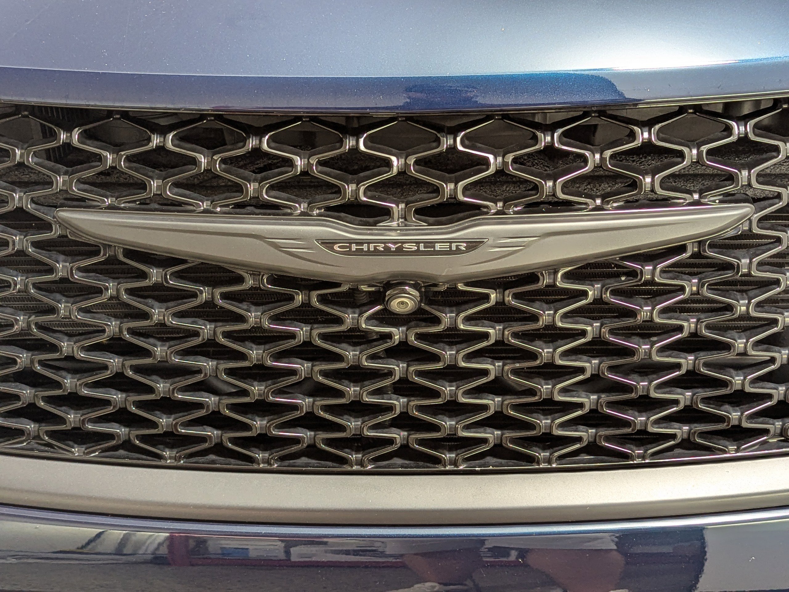 Used 2022 Chrysler Pacifica Touring-L w/ Uconnect Theater Family Group image 29