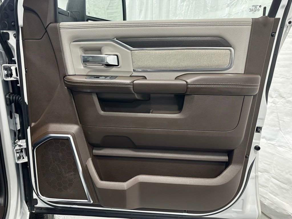 Used 2025 RAM 2500 Laramie image 54