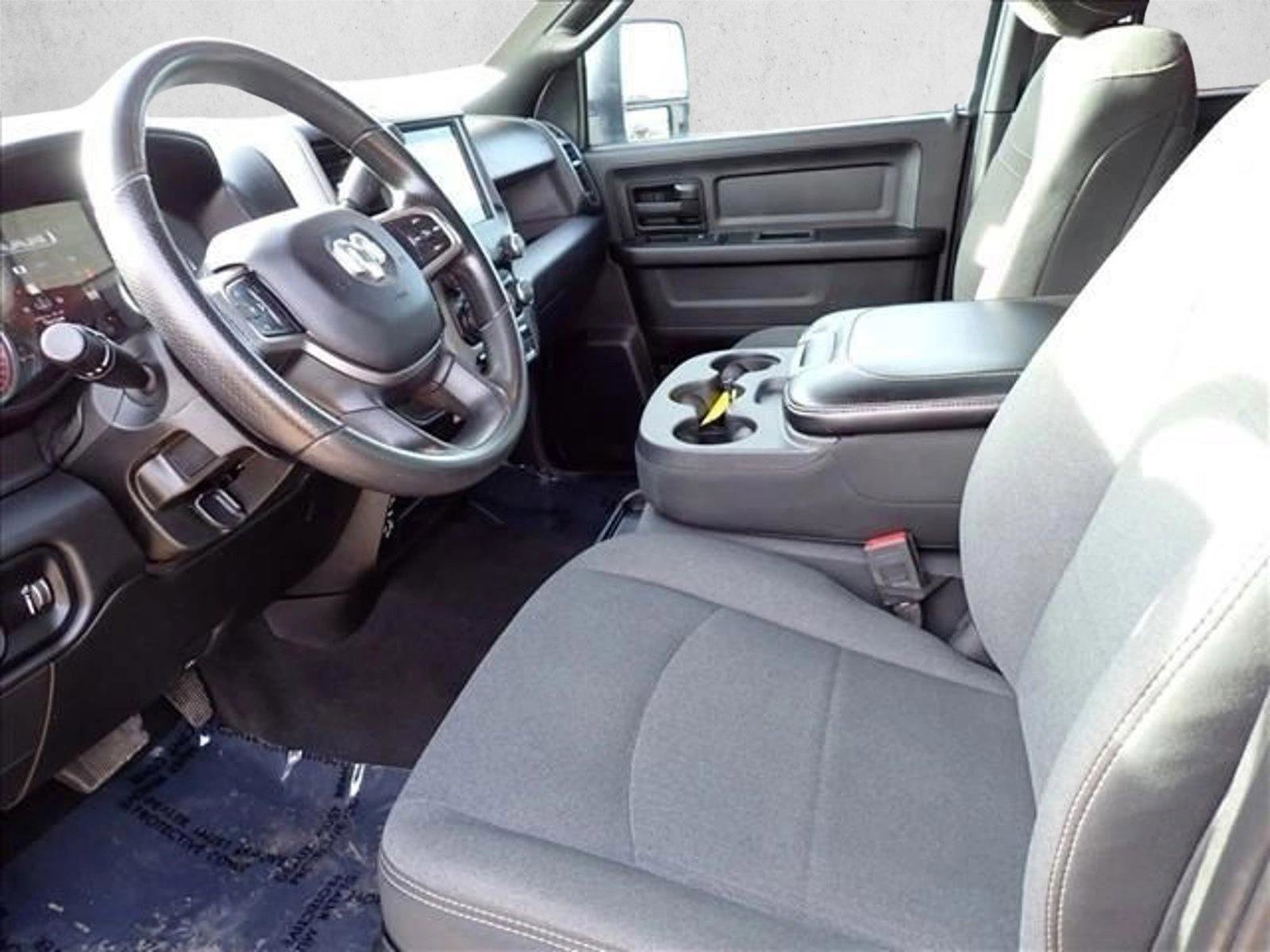 Used 2023 RAM 2500 Tradesman AWD/4WD image 9