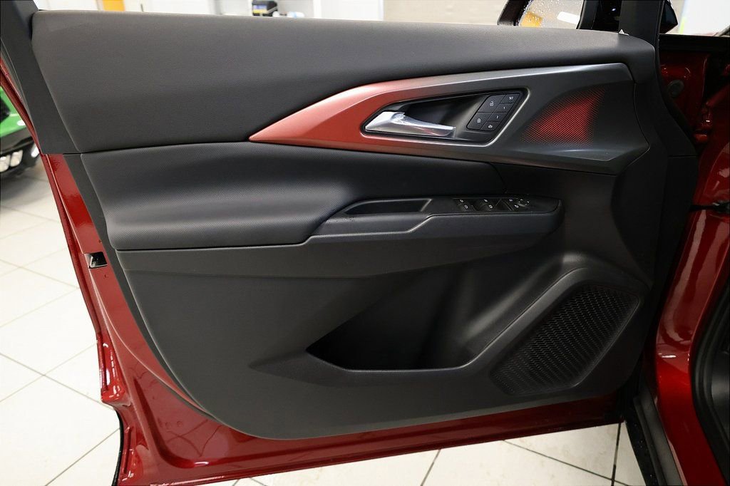 New 2026 Chevrolet Equinox EV RS image 26