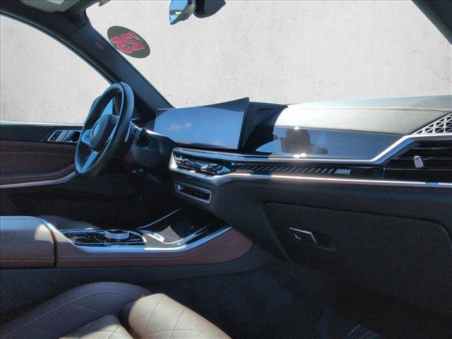 Used 2025 BMW X5 M60i image 24