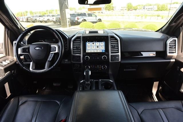 Used 2017 Ford F150 Platinum w/ Equipment Group 701A Luxury RWD image 8