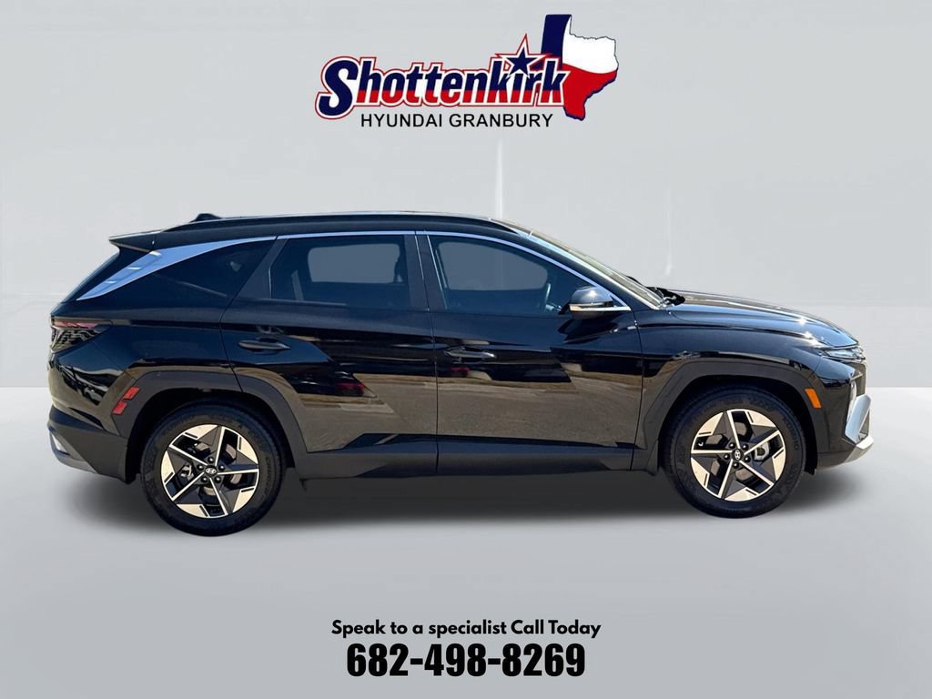 Used 2025 Hyundai Tucson SEL FWD image 4