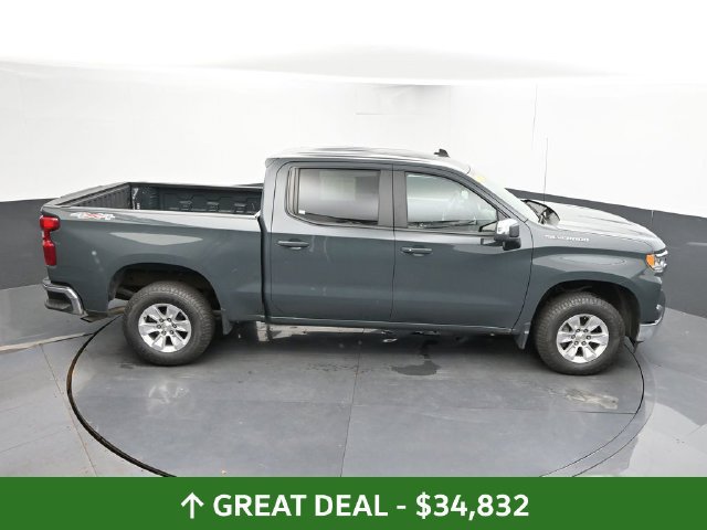Used 2025 Chevrolet Silverado 1500 LT AWD/4WD image 40