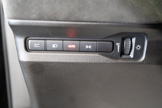 Used 2025 Dodge Charger R/T Scat Pack w/ Track Pack image 25