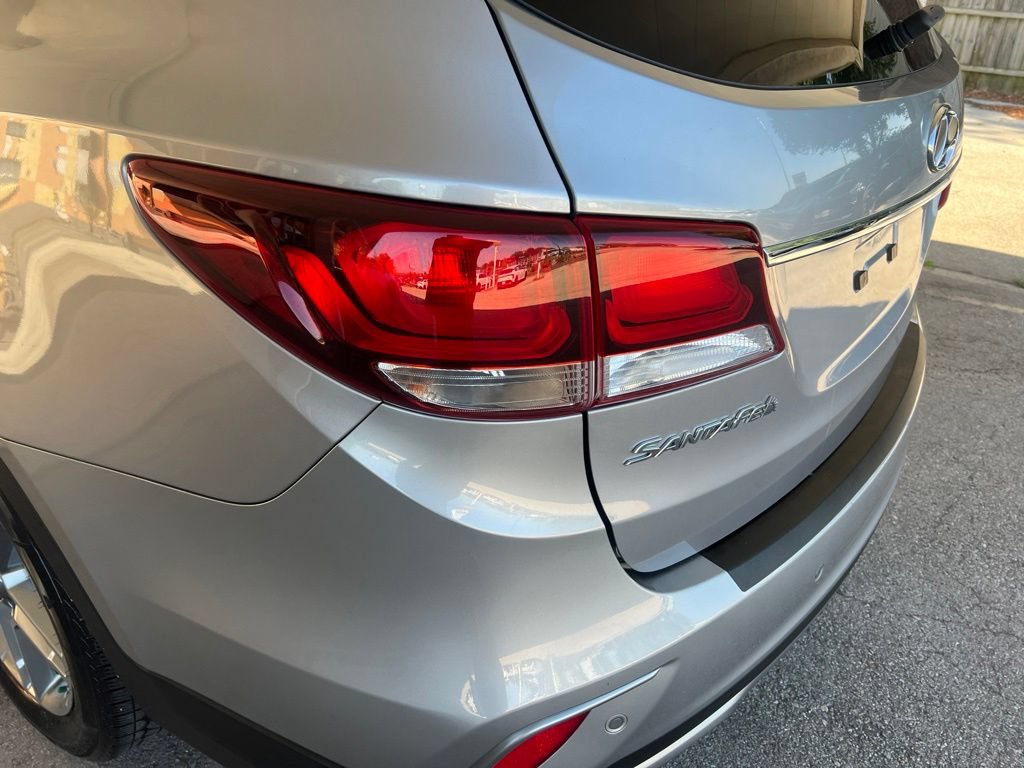 Used 2018 Hyundai Santa Fe AWD image 36