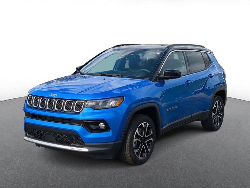 Used 2023 Jeep Compass Limited AWD/4WD image 5