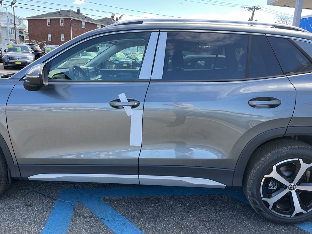 New 2026 Volkswagen Tiguan SE AWD/4WD image 19