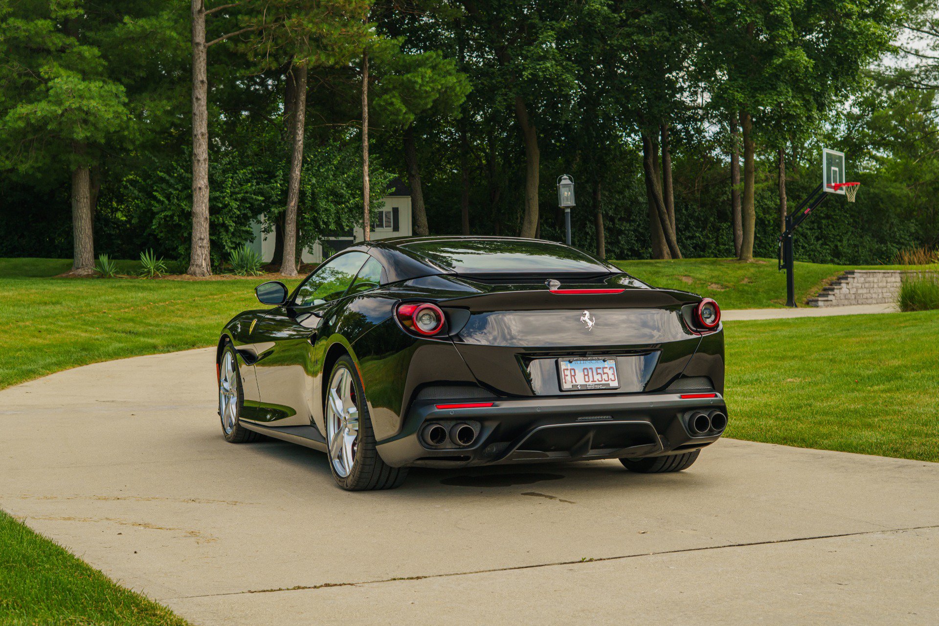 Used 2019 Ferrari Portofino RWD image 7