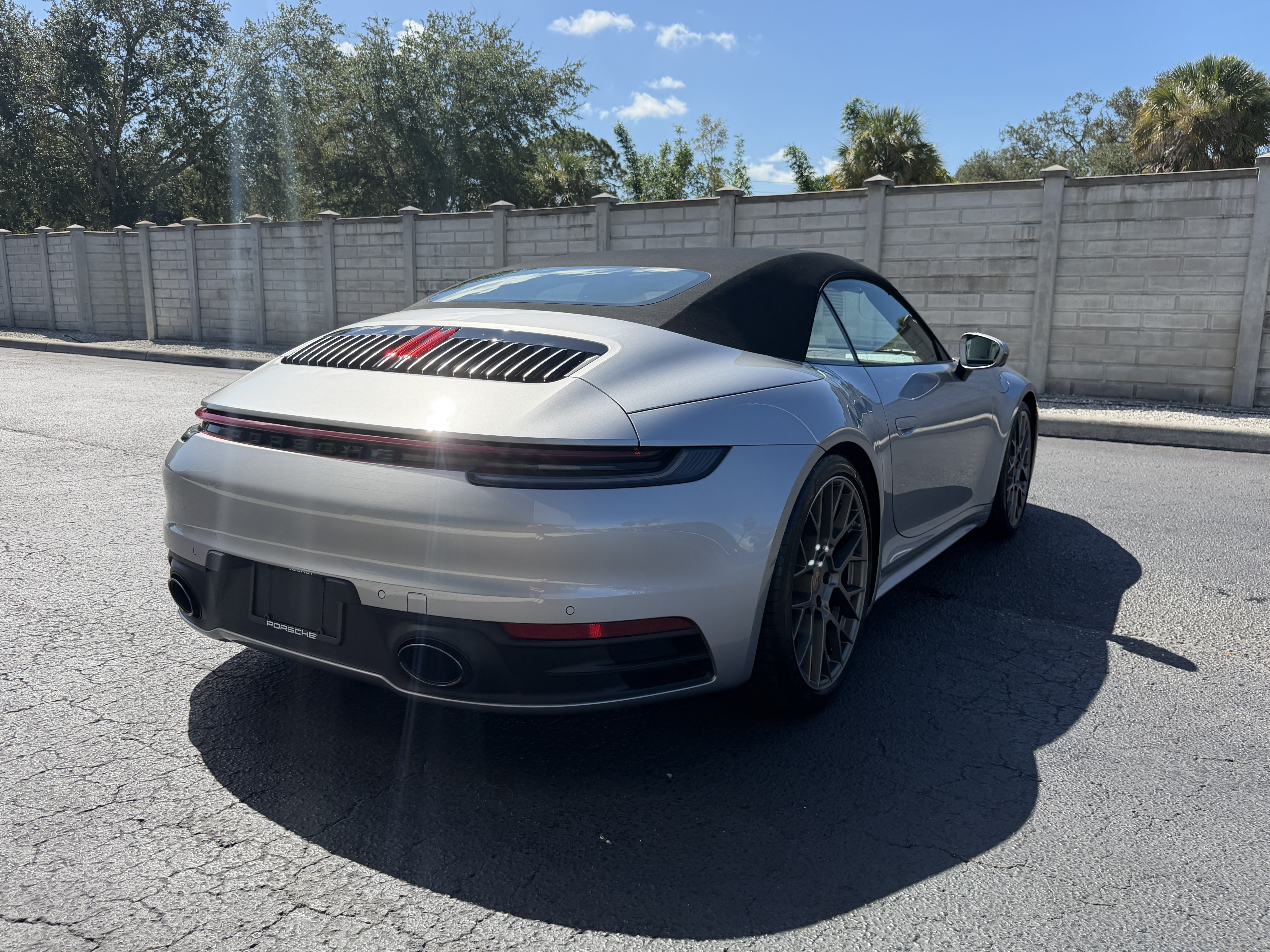 Certified 2020 Porsche 911 Carrera 4S AWD/4WD image 6