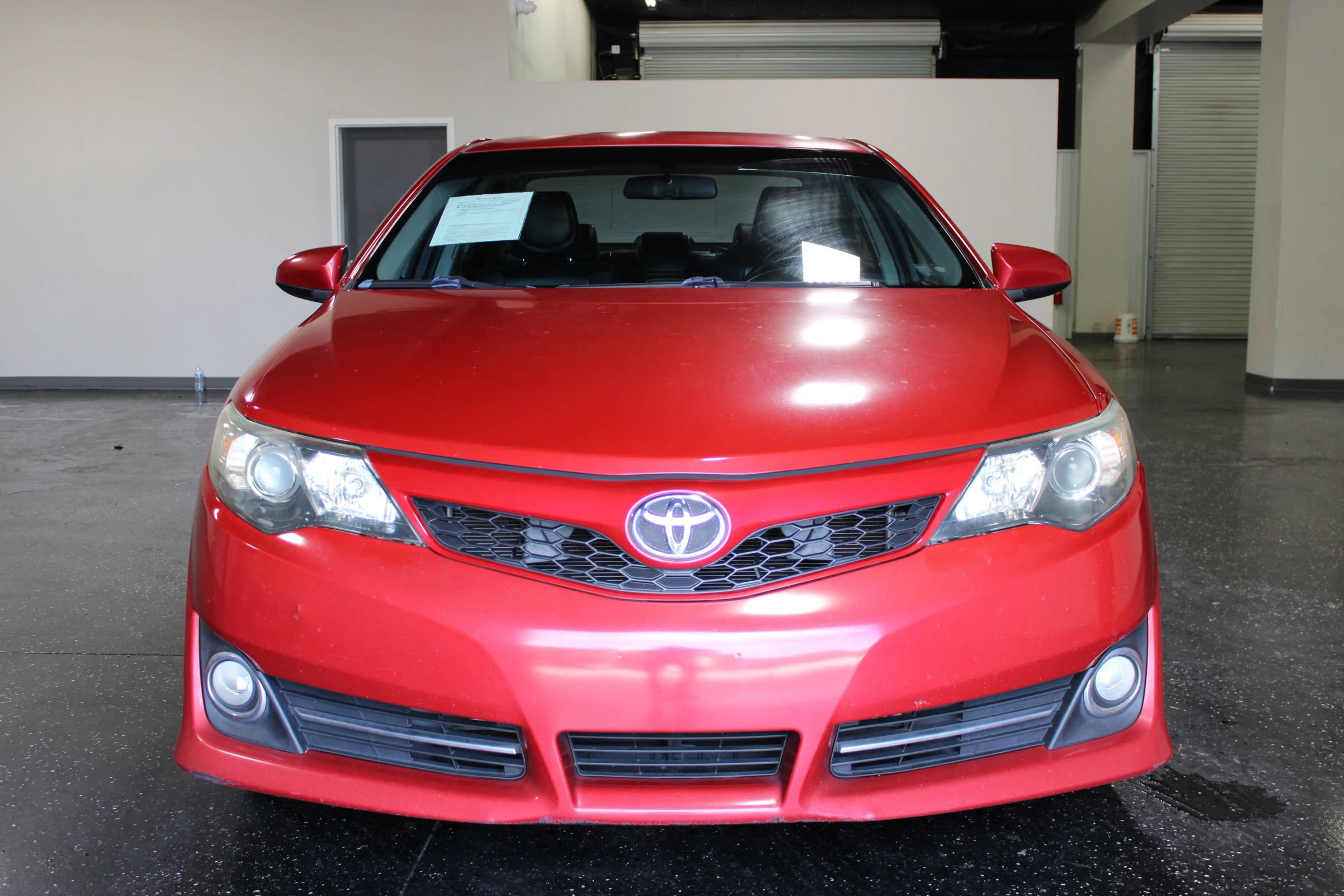 Used 2012 Toyota Camry SE FWD image 7