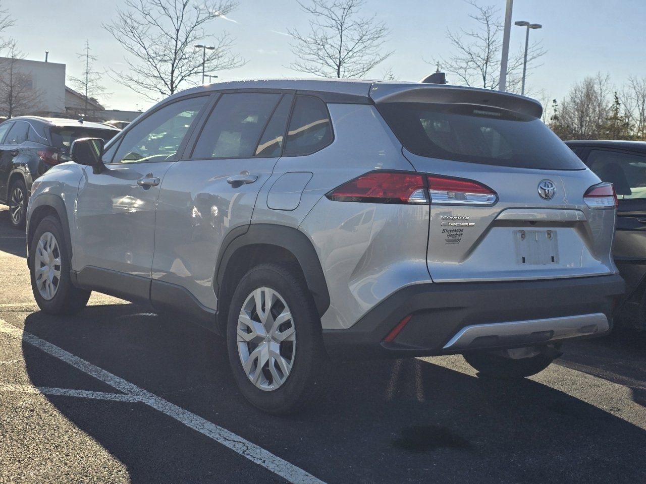 Used 2023 Toyota Corolla Cross L image 5