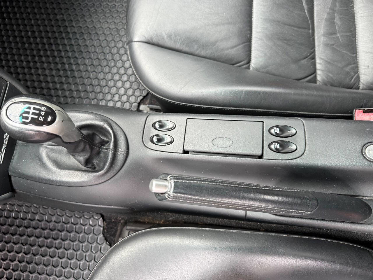 Used 2002 Porsche Boxster S image 27