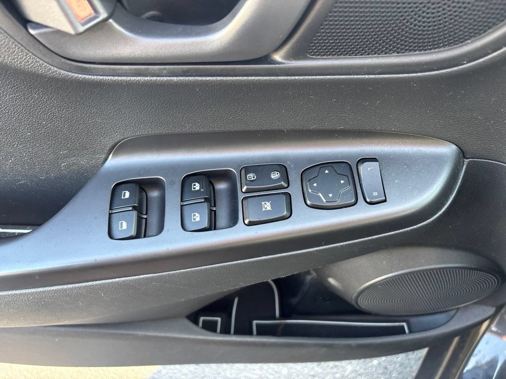 Used 2018 Hyundai Kona SEL w/ SEL Tech Package 02 AWD/4WD image 16
