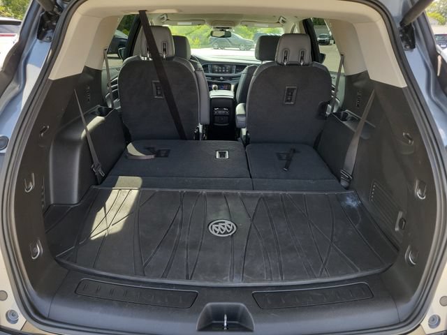 Used 2018 Buick Enclave Essence FWD image 7