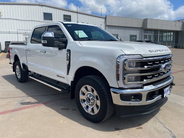 Used 2026 Ford F250 Lariat w/ Lariat Premium Package AWD/4WD image 5