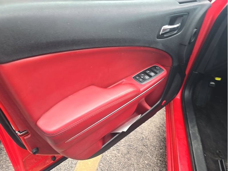 Used 2014 Dodge Charger SXT Plus RWD image 16
