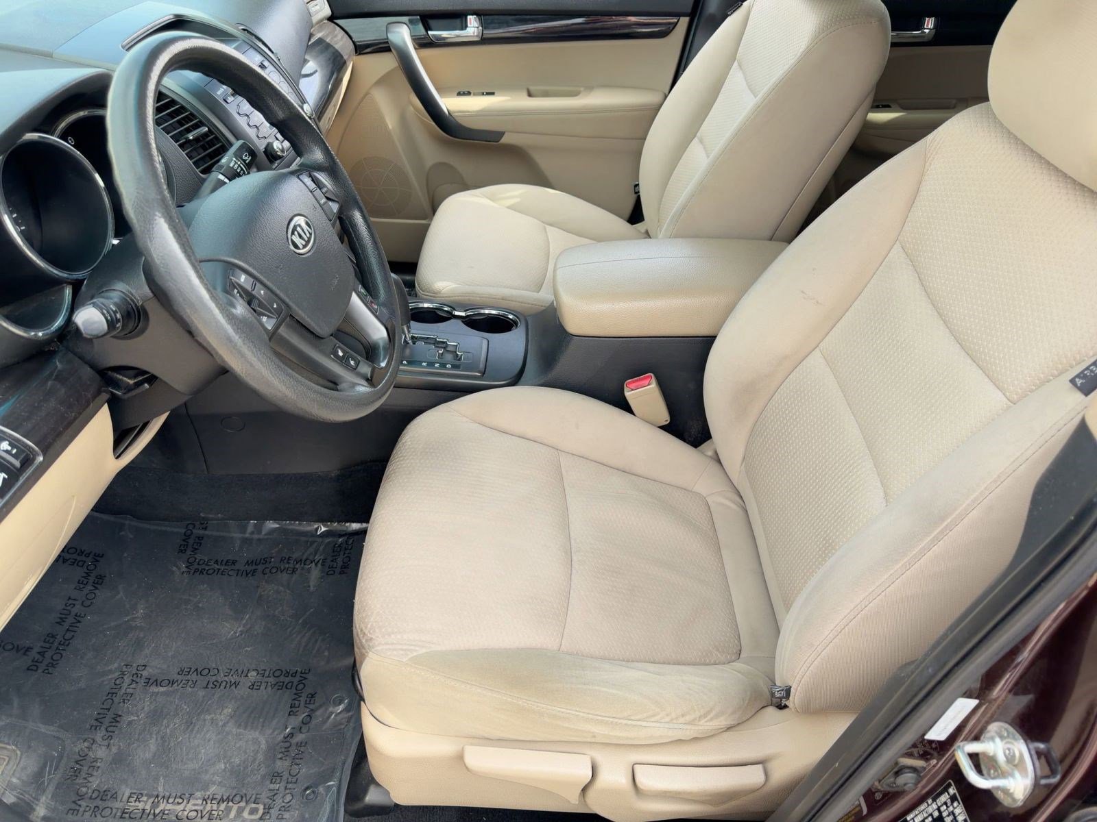 Used 2012 Kia Sorento LX image 4