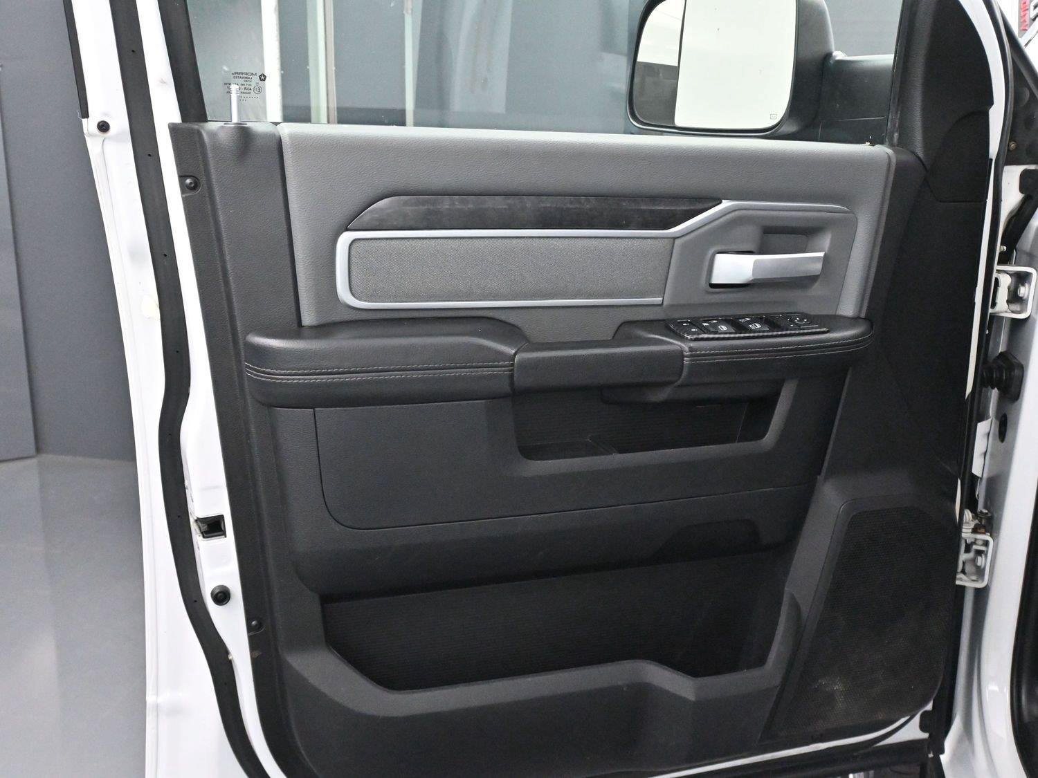 Used 2021 RAM 2500 Big Horn AWD/4WD image 9