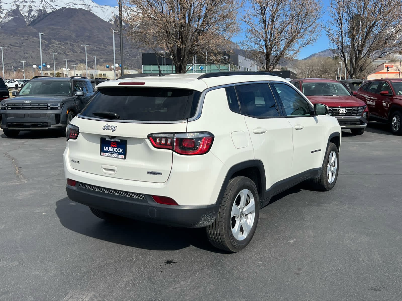 Used 2017 Jeep Compass Latitude w/ Cold Weather Group image 8