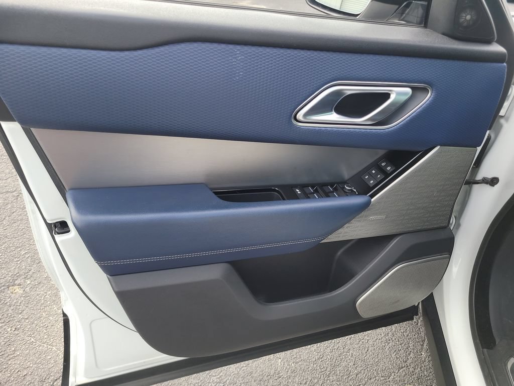 Used 2021 Land Rover Range Rover Velar R-Dynamic S AWD/4WD image 15