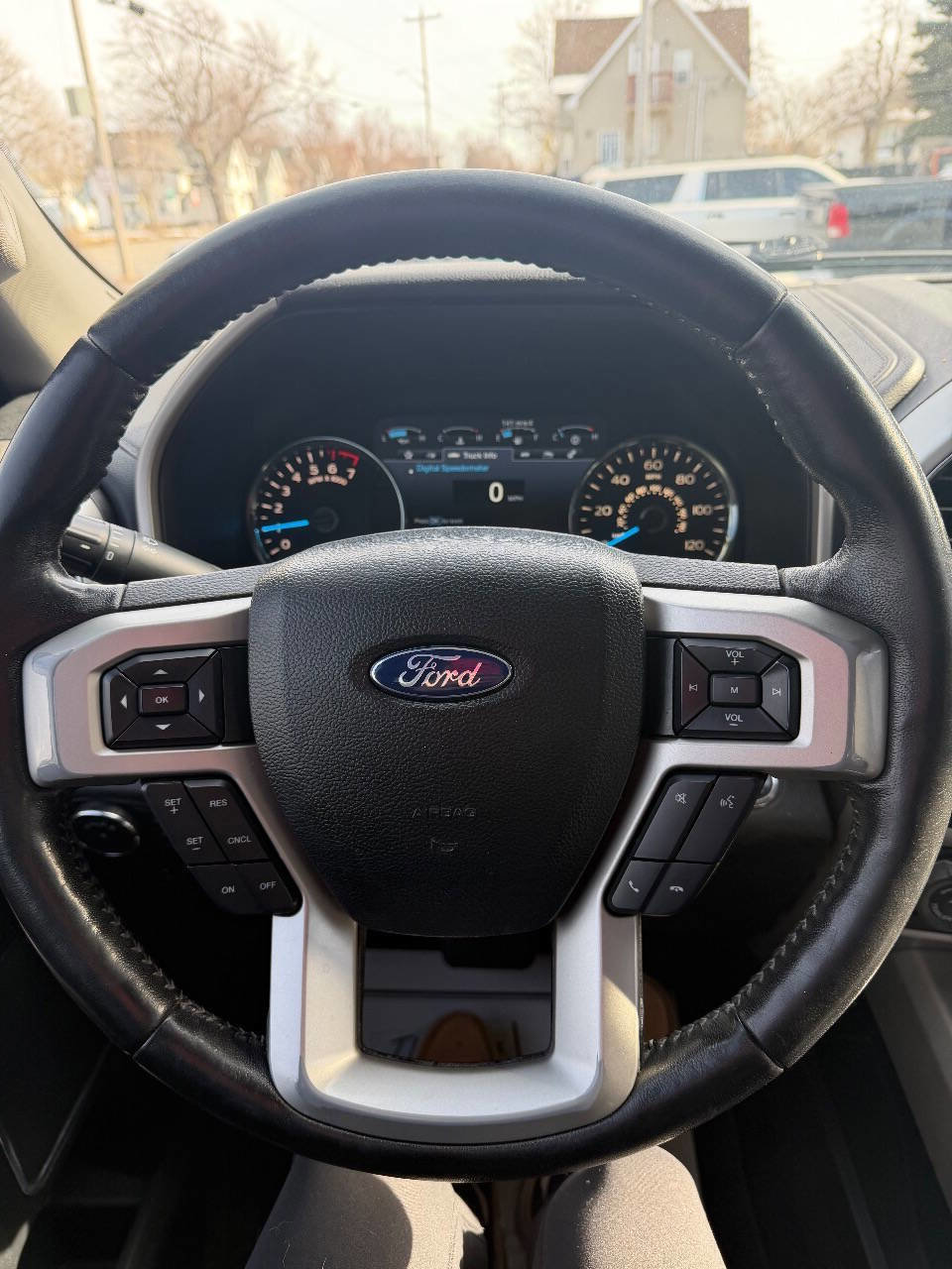 Used 2017 Ford F150 Lariat image 26