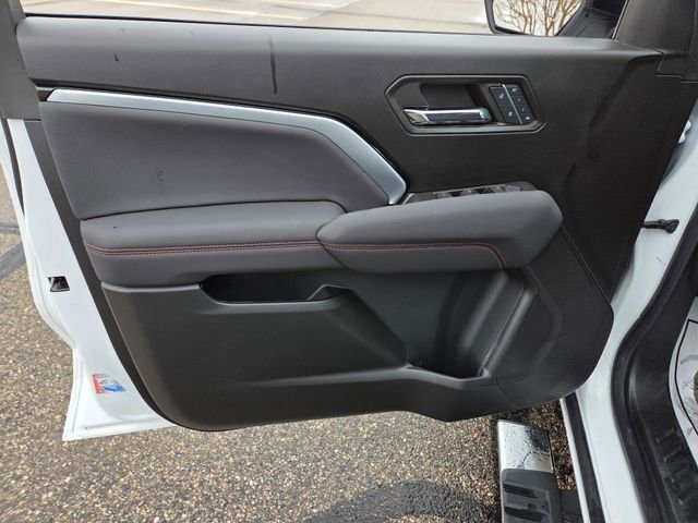 Used 2024 Chevrolet Colorado Z71 w/ Z71 Convenience Package 2 image 14