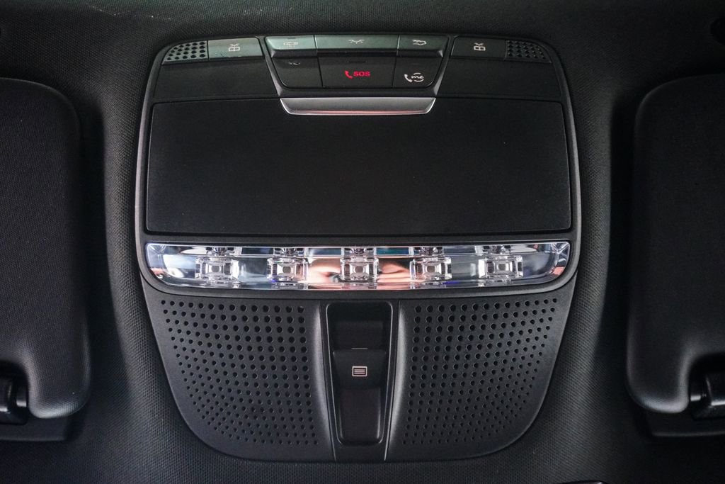 Used 2020 Mercedes-Benz GLC 43 AMG 4MATIC image 30