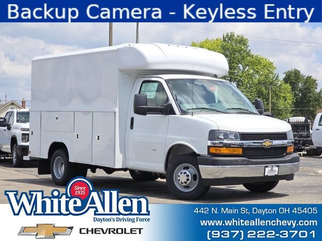 New 2026 Chevrolet Express 3500 w/ Power Convenience Package