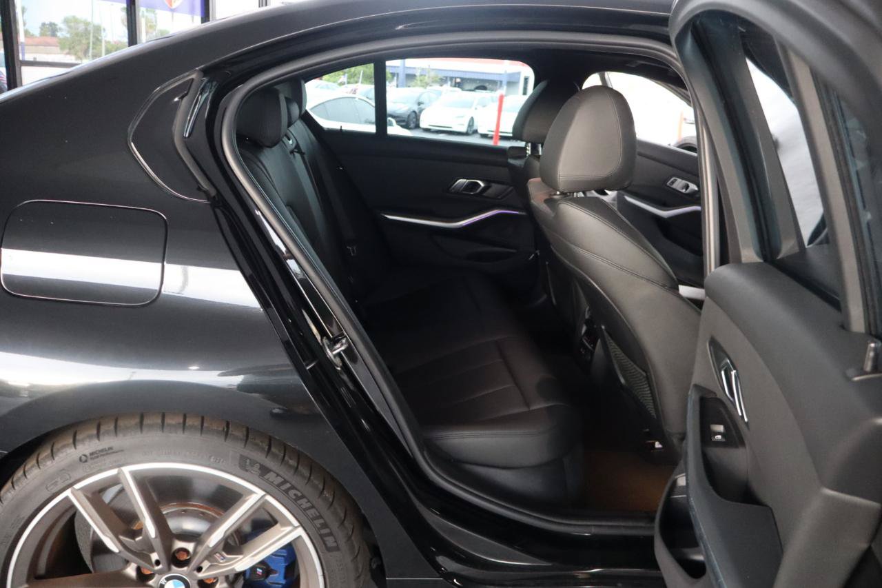 Used 2020 BMW M340i RWD image 34