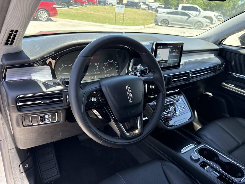 Certified 2022 Lincoln Corsair AWD w/ Equipment Group 101A image 33