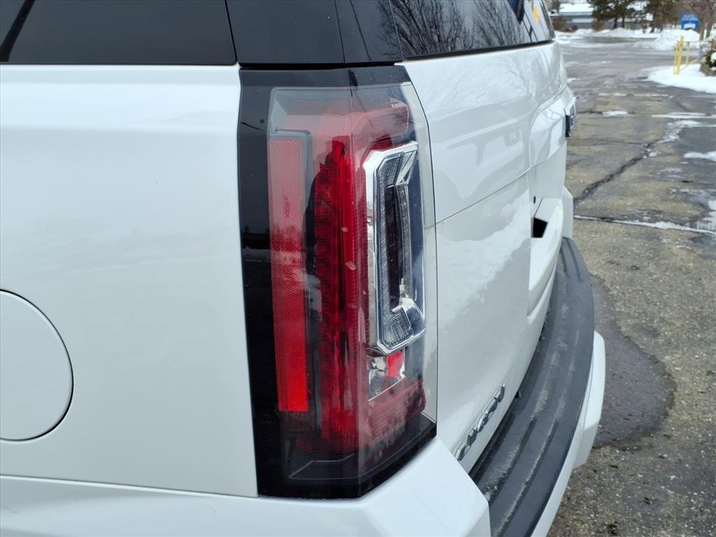 Used 2015 GMC Yukon SLT w/ Open Road Package image 10
