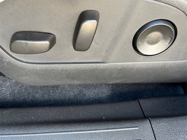 New 2026 Chevrolet Equinox EV RS image 16