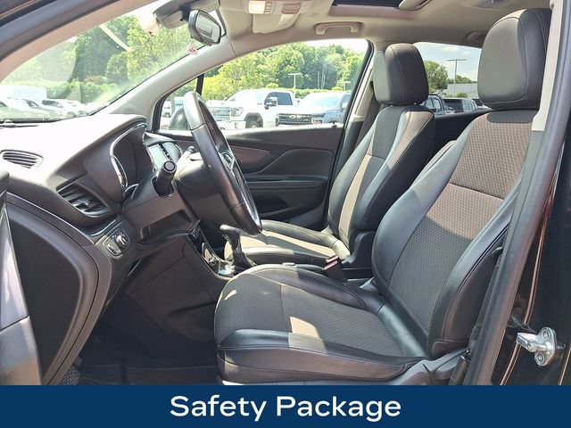 Used 2020 Buick Encore Sport Touring w/ Safety Package AWD/4WD image 2