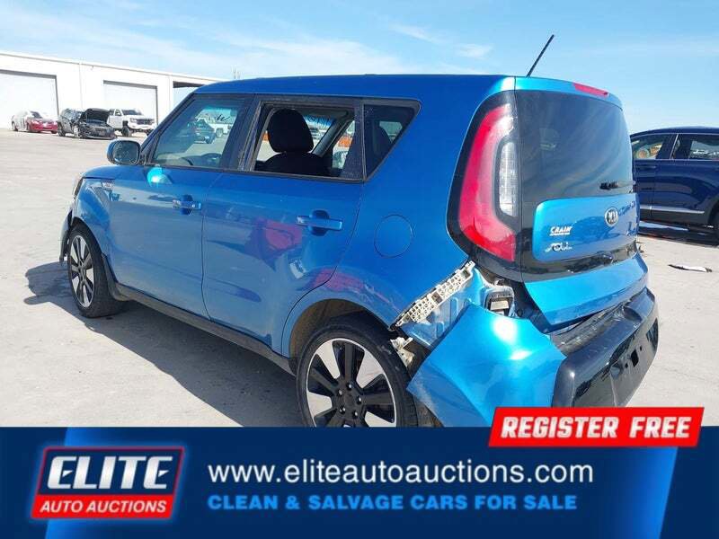 Used 2016 Kia Soul + w/ Designer's Package FWD image 5