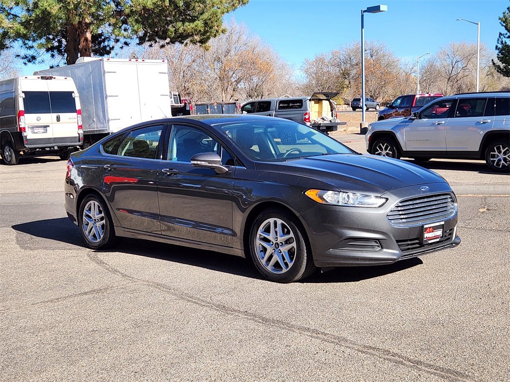 Used 2016 Ford Fusion SE