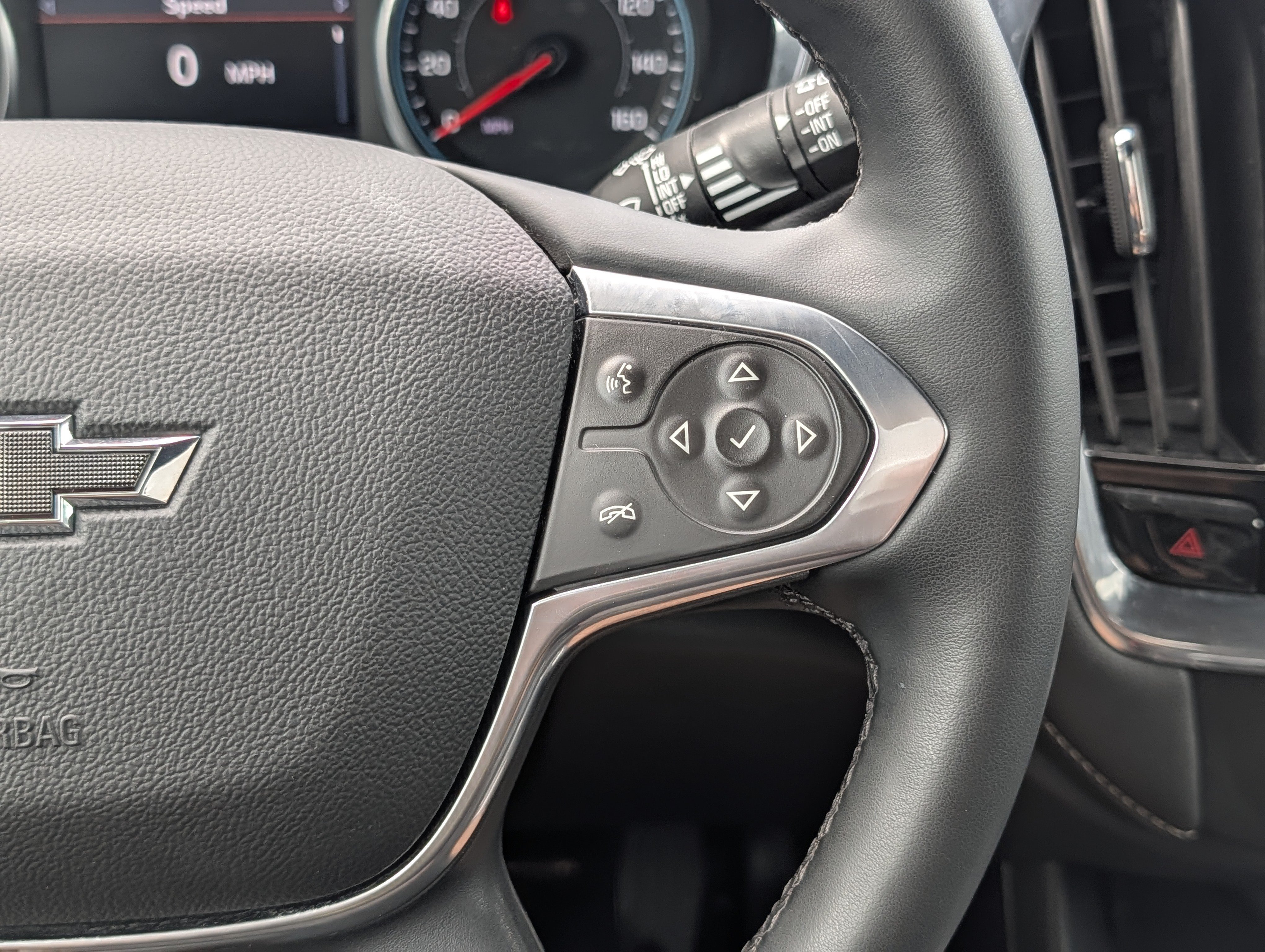 Used 2023 Chevrolet Traverse LT w/ Midnight/Sport Edition AWD/4WD image 27
