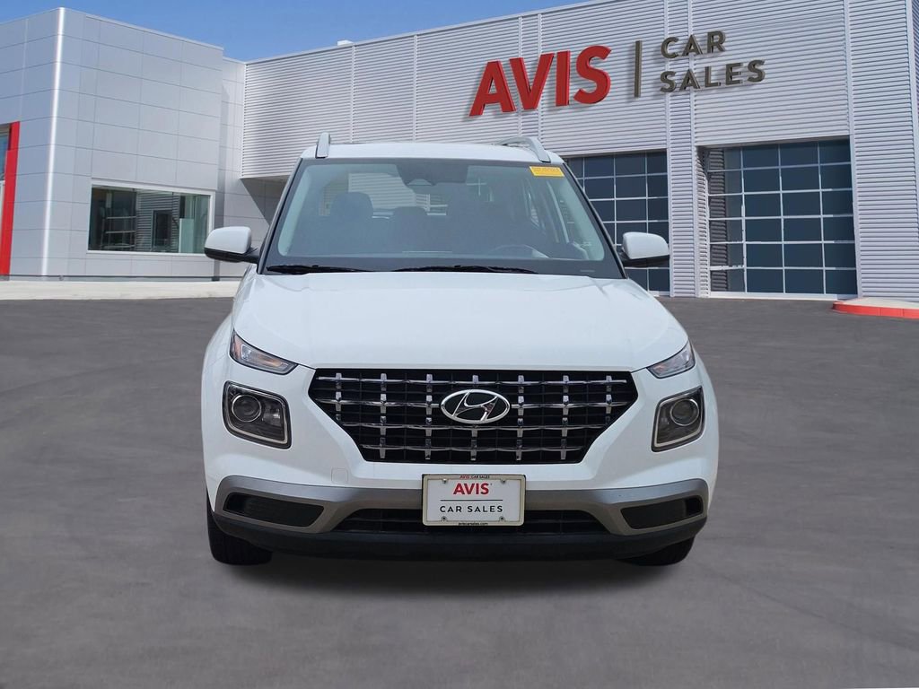 Used 2025 Hyundai Venue SEL FWD image 10