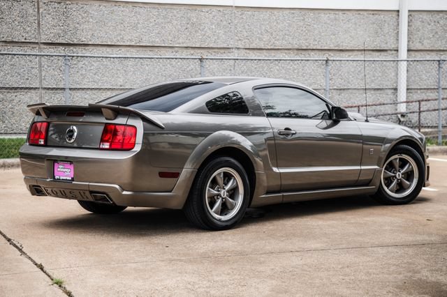 Used 2005 Ford Mustang GT Premium RWD image 4