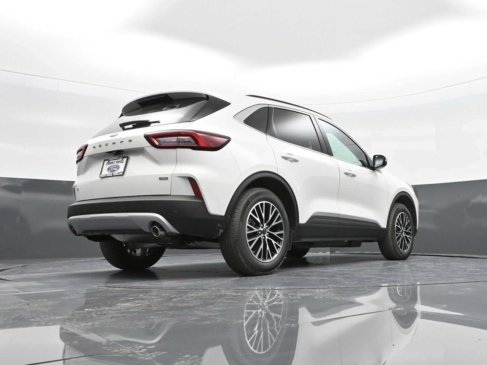 New 2025 Ford Escape SE FWD image 41