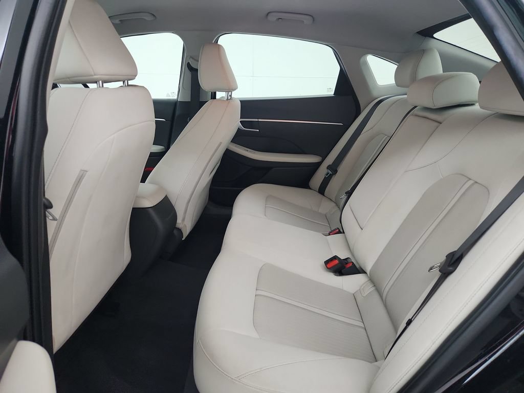 Used 2025 Hyundai Sonata SEL FWD image 32