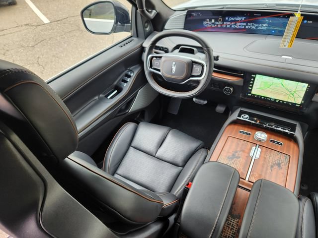 New 2026 Lincoln Navigator Black Label AWD/4WD image 10