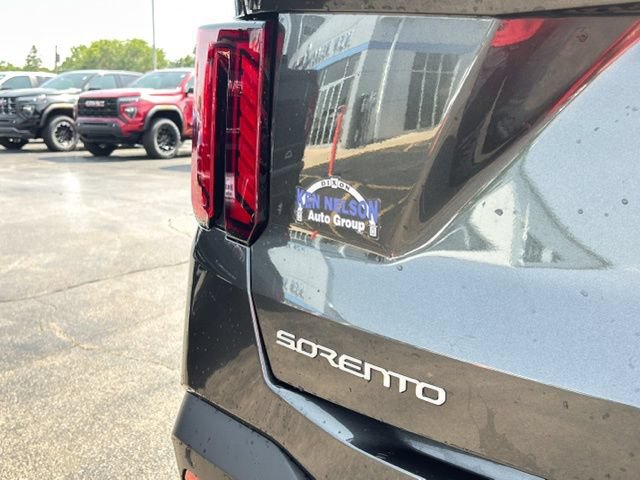 Used 2025 Kia Sorento EX w/ EX Panoramic Sunroof Package AWD/4WD image 9