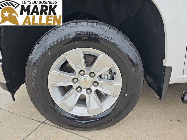 Used 2020 Chevrolet Silverado 1500 LT w/ Texas Edition AWD/4WD image 32