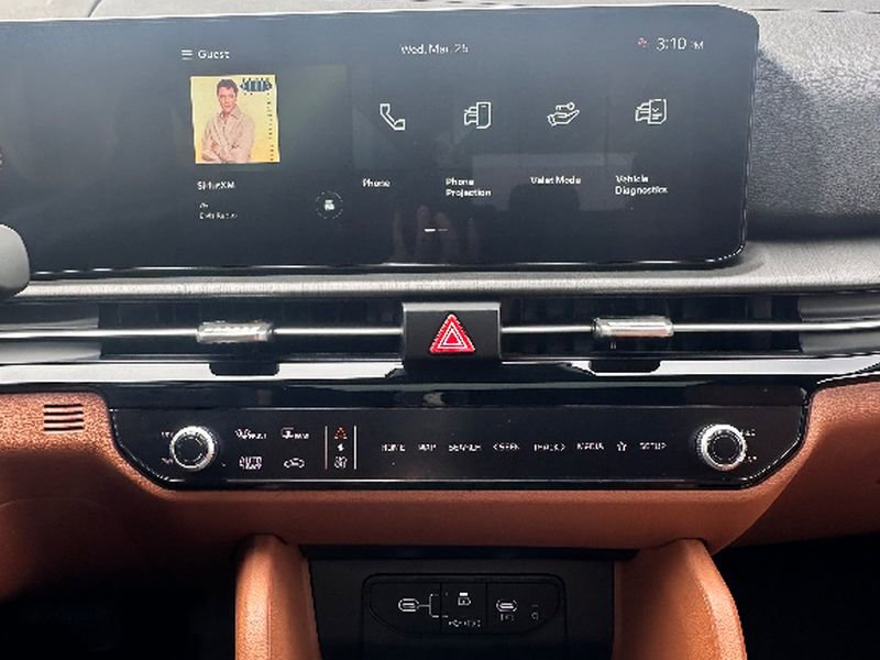 Used 2026 Kia Sportage X-Line w/ X-Line Premium Package image 13