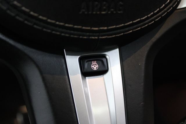 Used 2020 BMW X6 M50i AWD/4WD image 29
